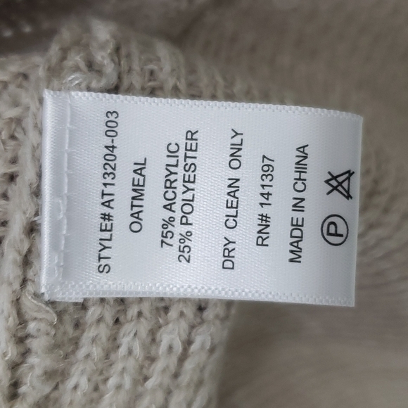 🆕️ NEW Wrap Front Sweater  In Oatmeal ASTR THE LABEL S - Picture 8 of 9